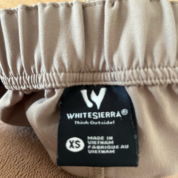 White Sierra athletic skirt - Picture 3 of 3